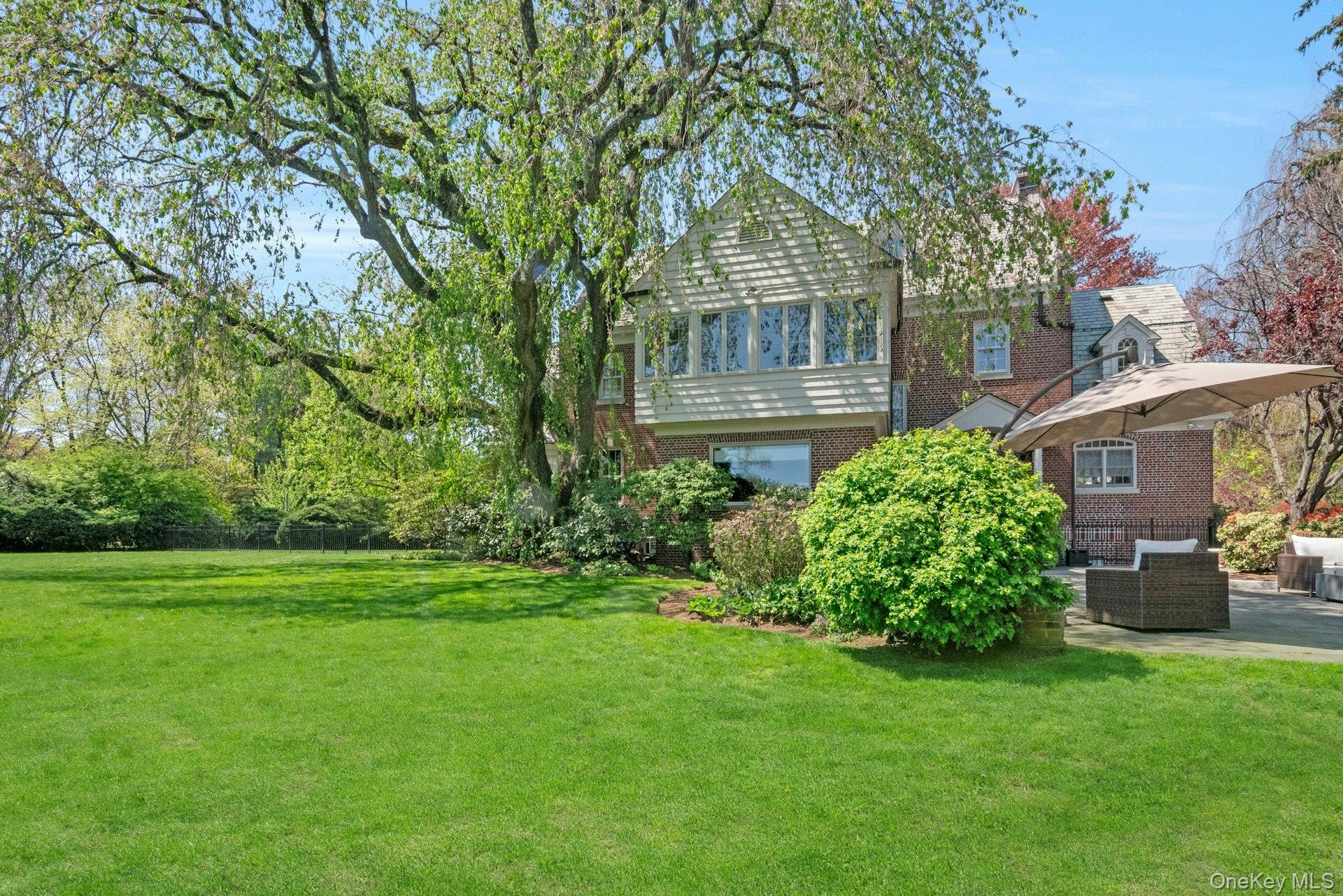 7 Forest Circle New Rochelle, NY 10804 - Photo 43 of 49