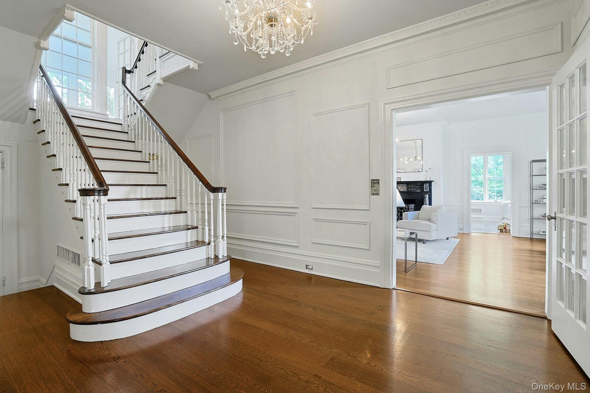 7 Forest Circle New Rochelle, NY 10804 - Photo 6 of 49