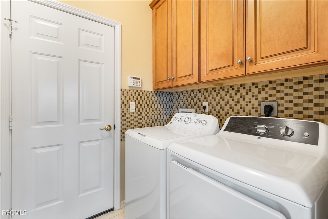 15040 Balmoral Loop Fort Myers, FL 33919 - Photo 20 of 40