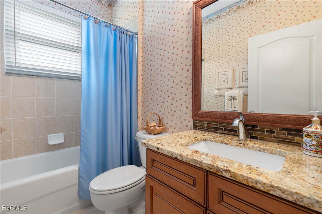 15040 Balmoral Loop Fort Myers, FL 33919 - Photo 26 of 40