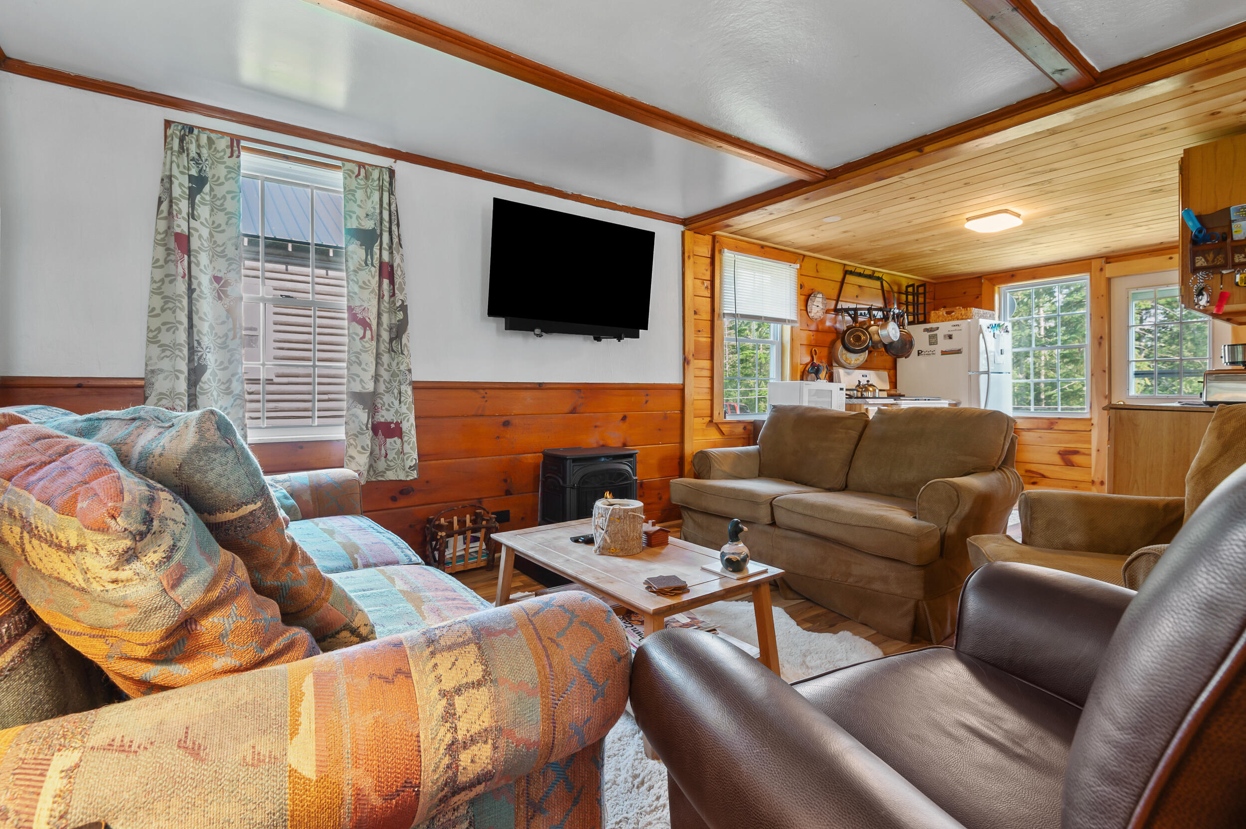 84 Manor Drive Rangeley, ME 04970 - Photo 4 of 48 _JRV1363
