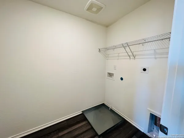 $295,000 | 8907 Colony Meadow, Converse, TX 78109