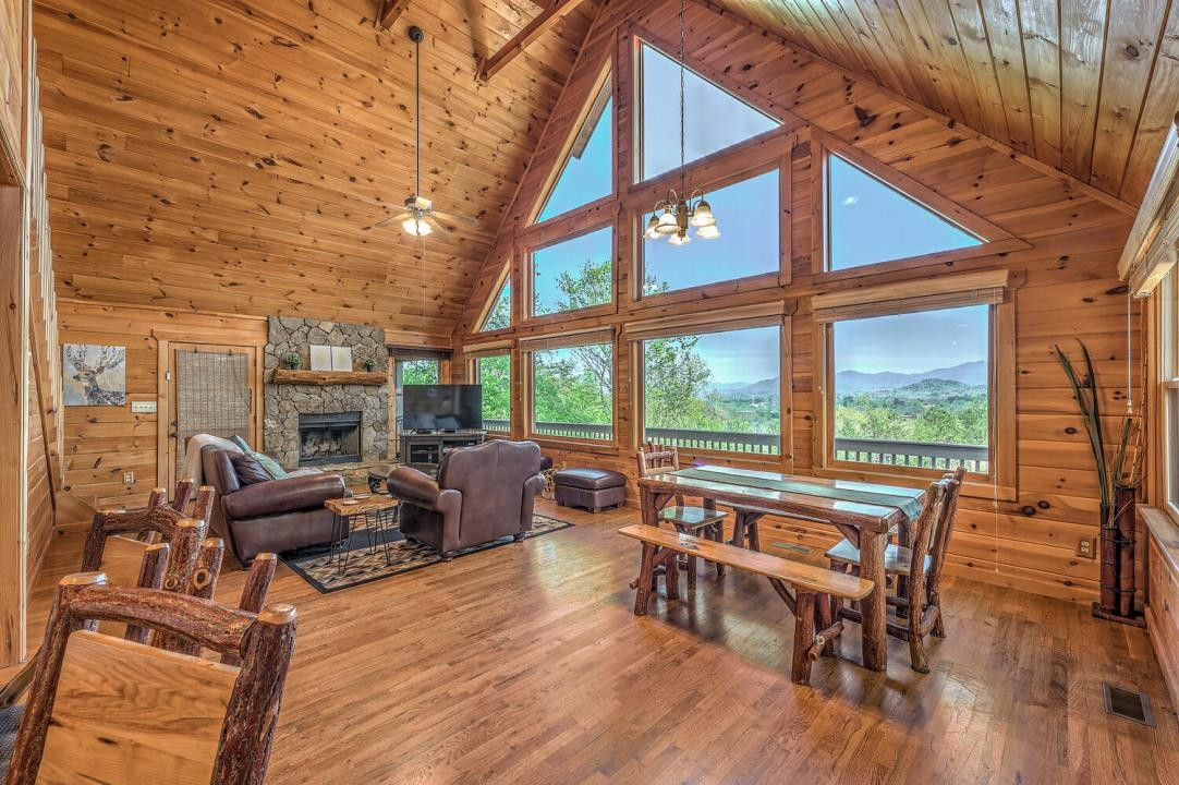 398 Pin Oak Road Murphy, NC 28906 - Photo 17 of 30 a living room with furniture and a large window