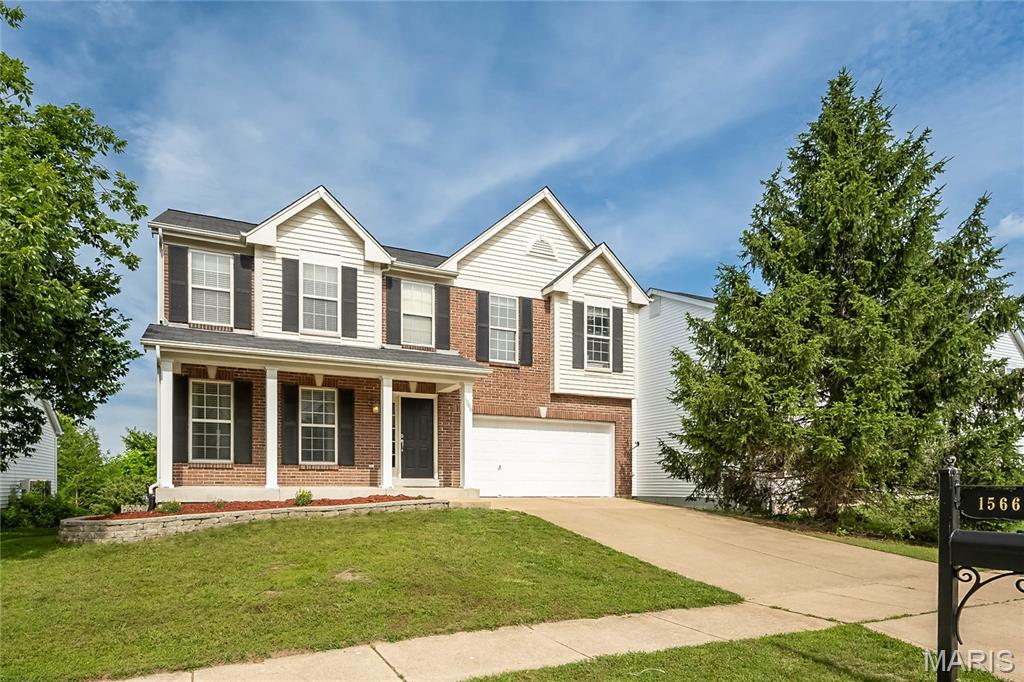 1566 Buckhurst Court Ballwin, MO 63021 - Photo 4 of 53