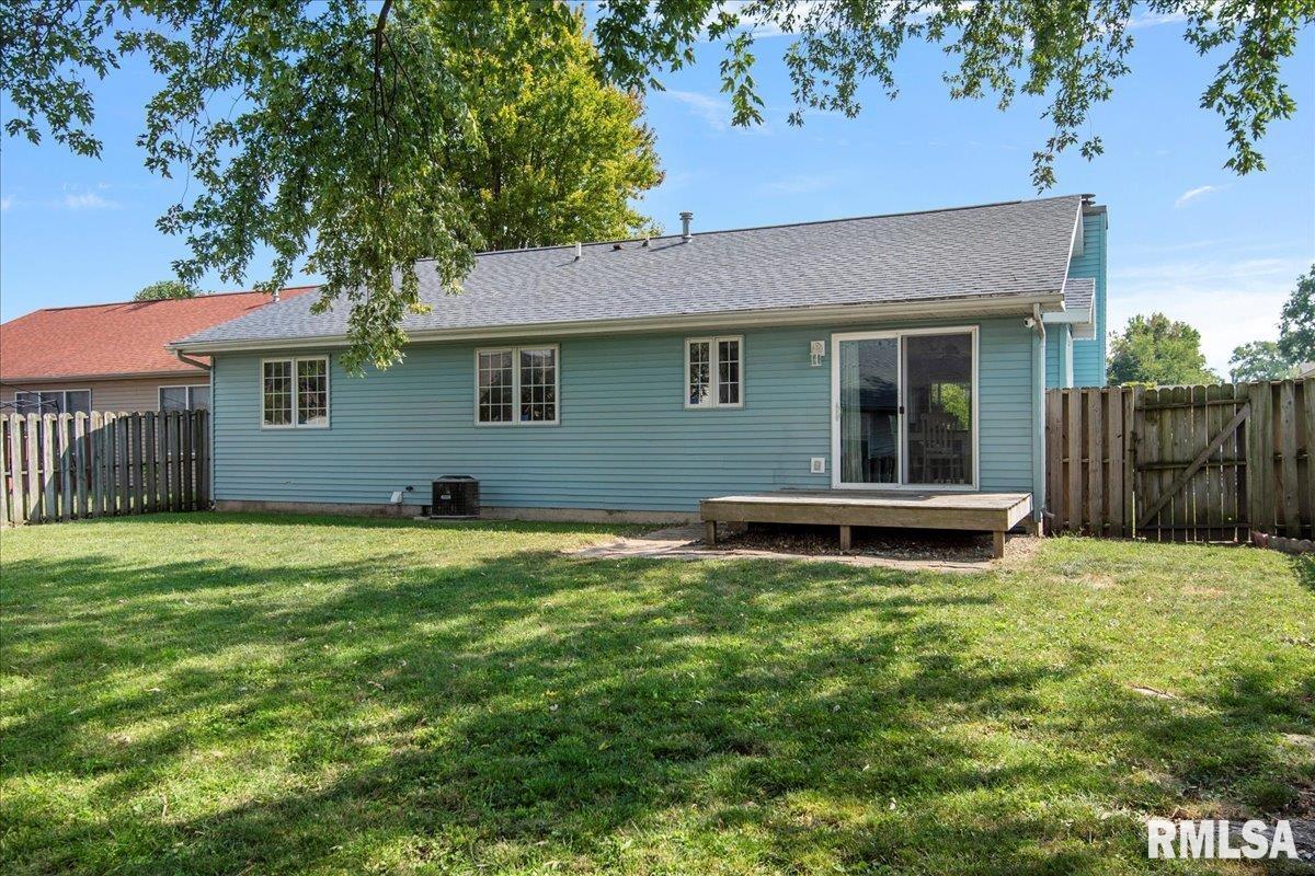 2621 Steiler Place Springfield, IL 62703 - Photo 33 of 34