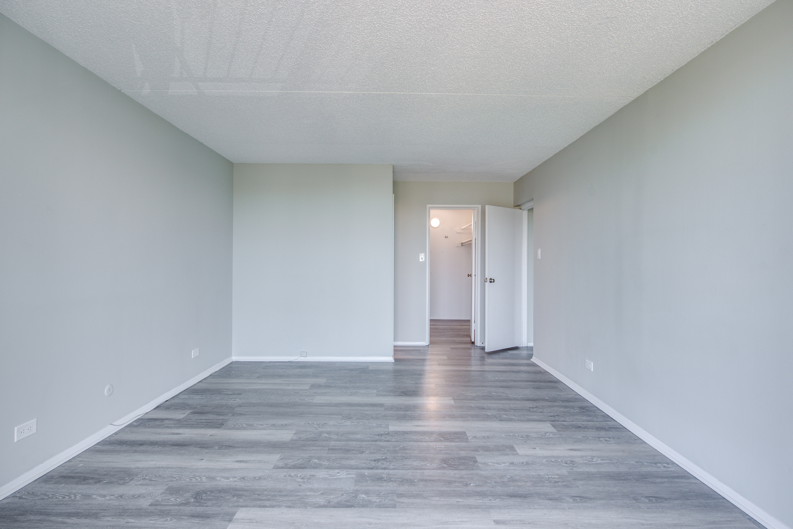 2015 South Finley Road, Unit 612 Lombard, IL 60148 - Photo 19 of 26
