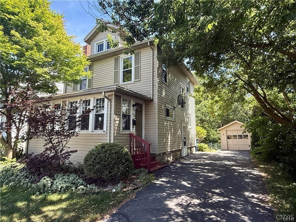 1038 Sunnycrest Road Syracuse, NY 13206 - Photo 1 of 49