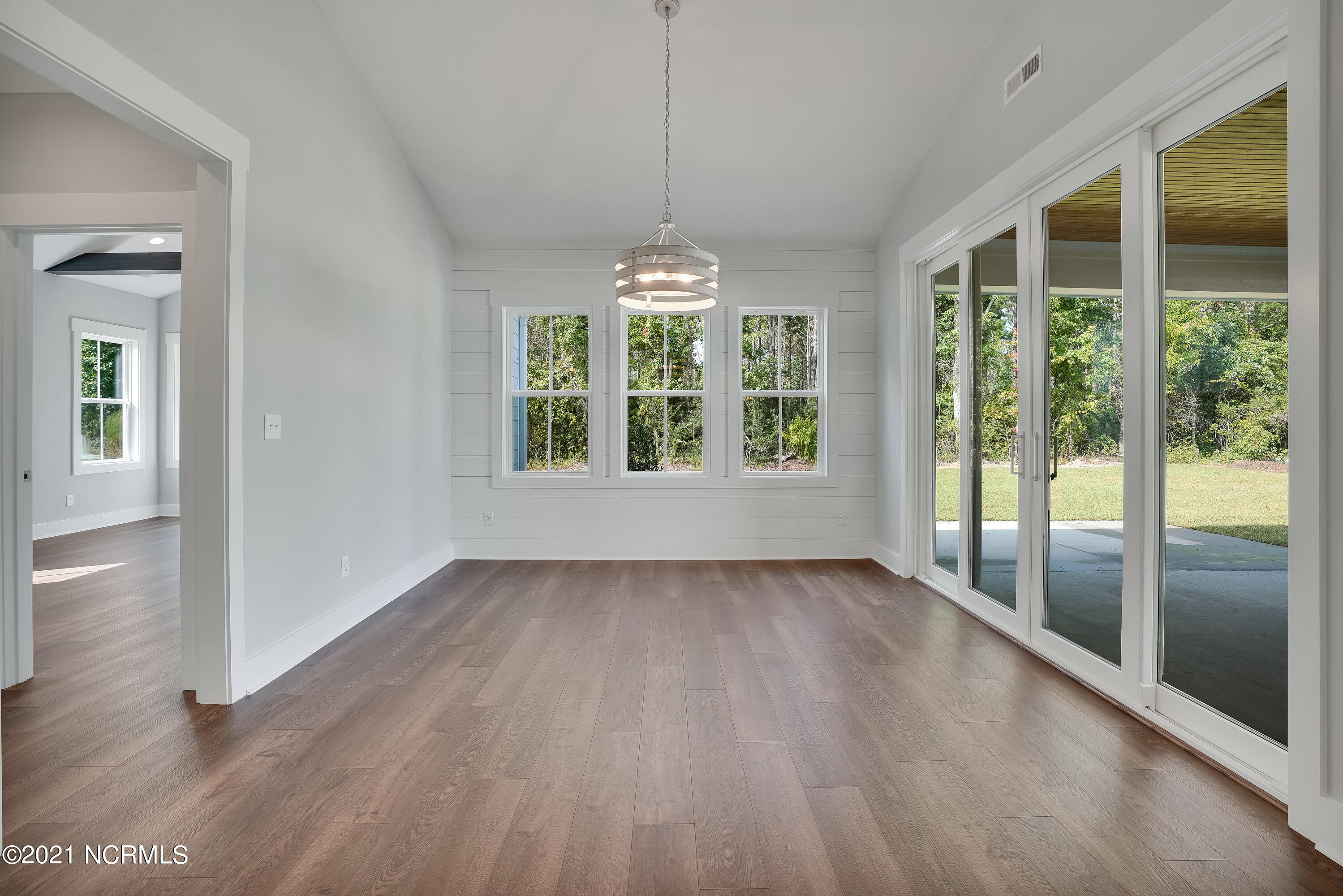 383 Camden Trail Hampstead, NC 28443 - Photo 14 of 47 325CamdenTrail-23