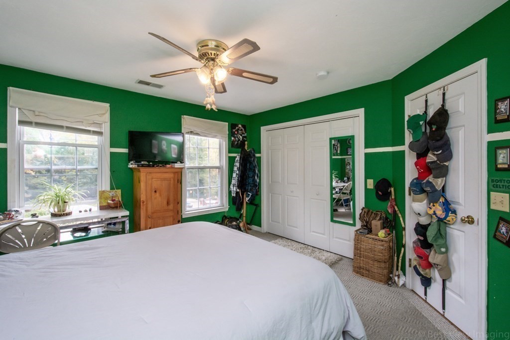 10 Mendon Road Sutton, MA 01590 - Photo 19 of 30