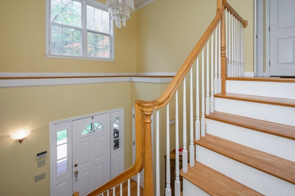 10 Mendon Road Sutton, MA 01590 - Photo 4 of 30
