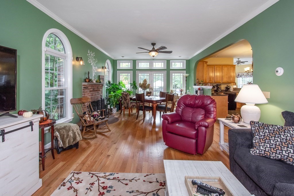 10 Mendon Road Sutton, MA 01590 - Photo 5 of 30