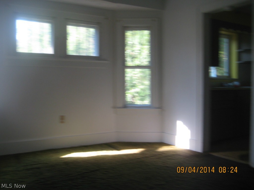 864 Aberdeen Street Akron, OH 44310 - Photo 4 of 14