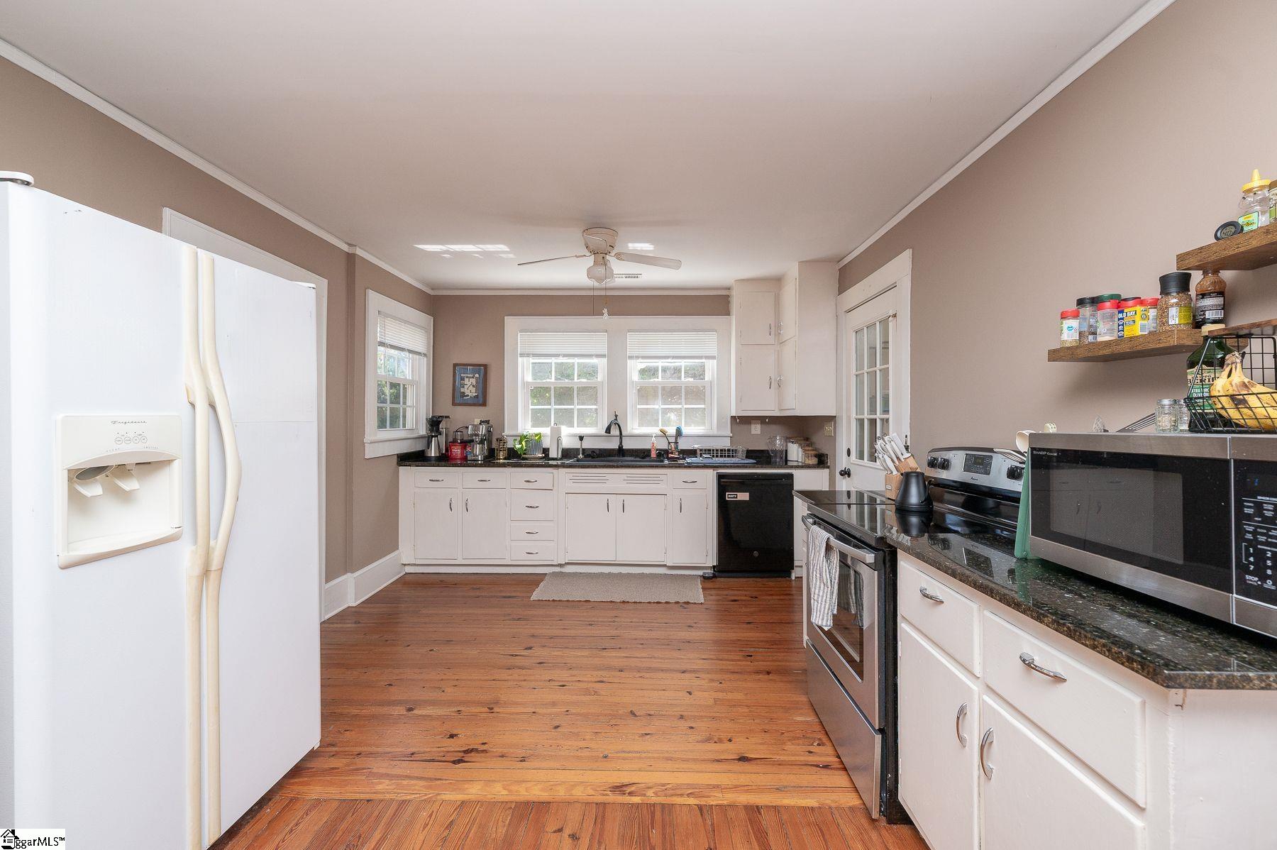 4132 Jordan Road Greer, SC 29651 - Photo 13 of 30