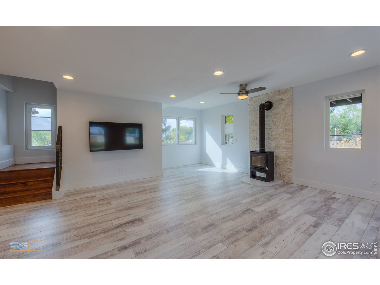 8155 Hygiene Road Longmont, CO 80503 - Photo 8 of 40 a view interior of the house with wooden floor