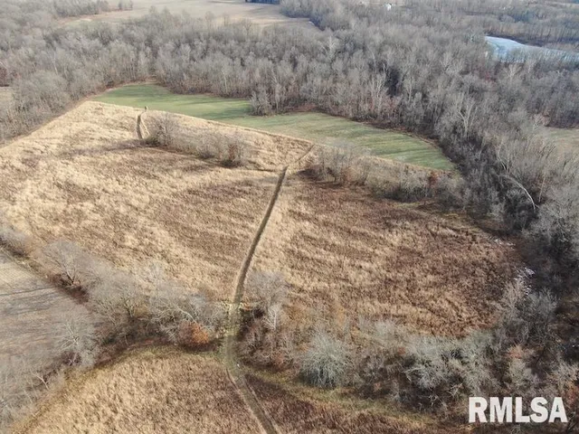 $650,000 | 3720 Preston Street, Paris, IL 61944