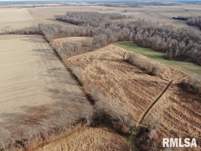 $650,000 | 3720 Preston Street, Paris, IL 61944