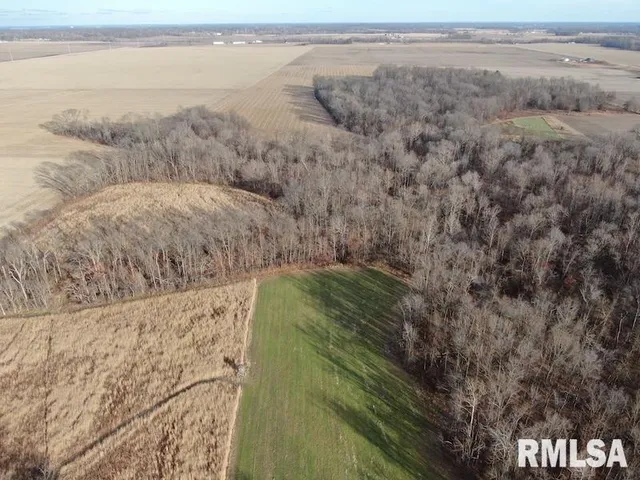 $650,000 | 3720 Preston Street, Paris, IL 61944