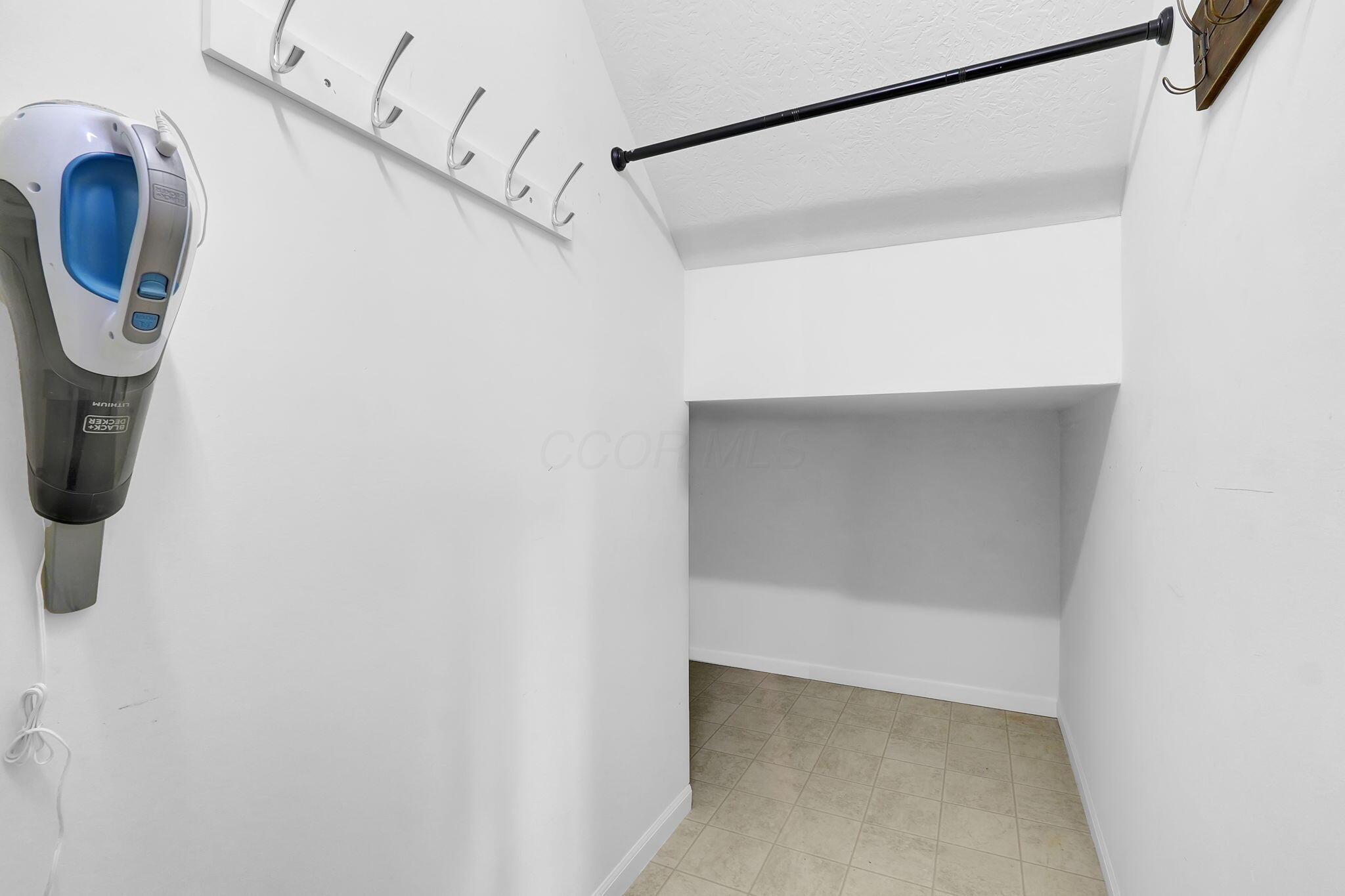 5260 Apple Ridge Place Westerville, OH 43081 - Photo 31 of 42 Storage
