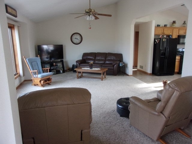 907 Randall Road Tipton, IA 52772 - Photo 6 of 25 Gallery Image 6