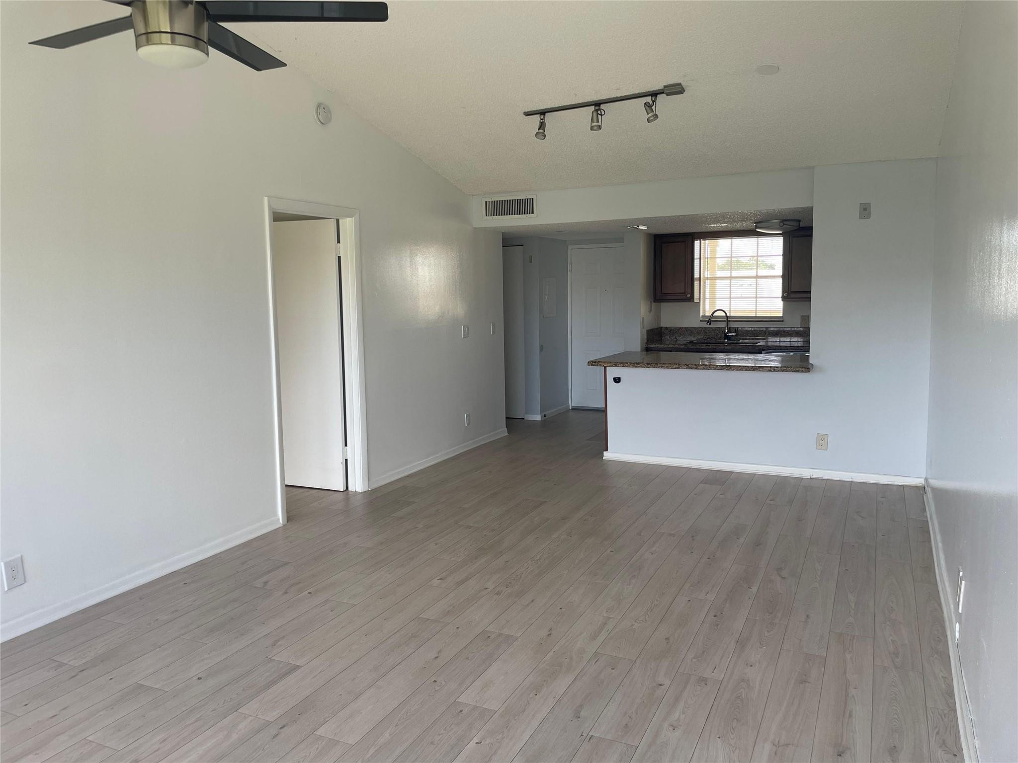 6324 La Costa Drive, Unit K Boca Raton, FL 33433 - Photo 5 of 26 Photo 5