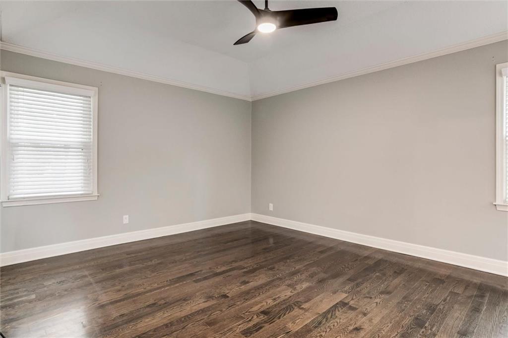 15915 Riggs Road Stilwell, KS 66085 - Photo 11 of 35