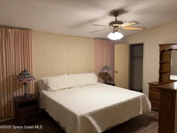 $1,750 | 706 Hyacinth Circle, Barefoot Bay, FL 32976