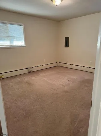 $1,950 | 53 3rd Street, Washington, NJ 07882