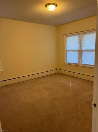 $1,950 | 53 3rd Street, Washington, NJ 07882