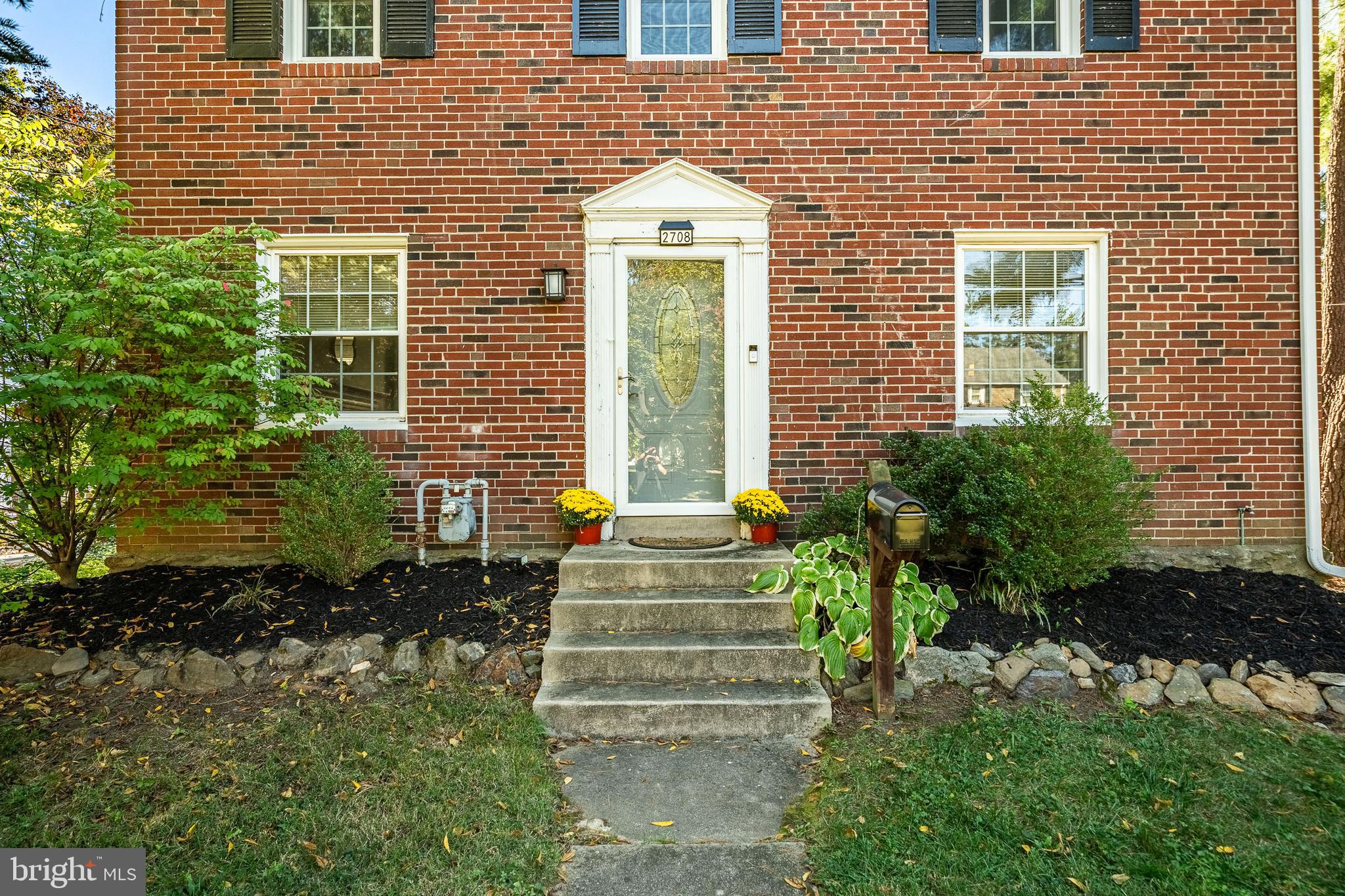 2708 Garrett Road Drexel Hill, PA 19026 - Photo 2 of 27