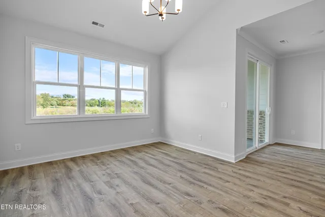 $349,000 | 160 River Park Lane, Sweetwater, TN 37874