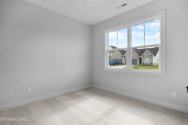 $349,000 | 160 River Park Lane, Sweetwater, TN 37874