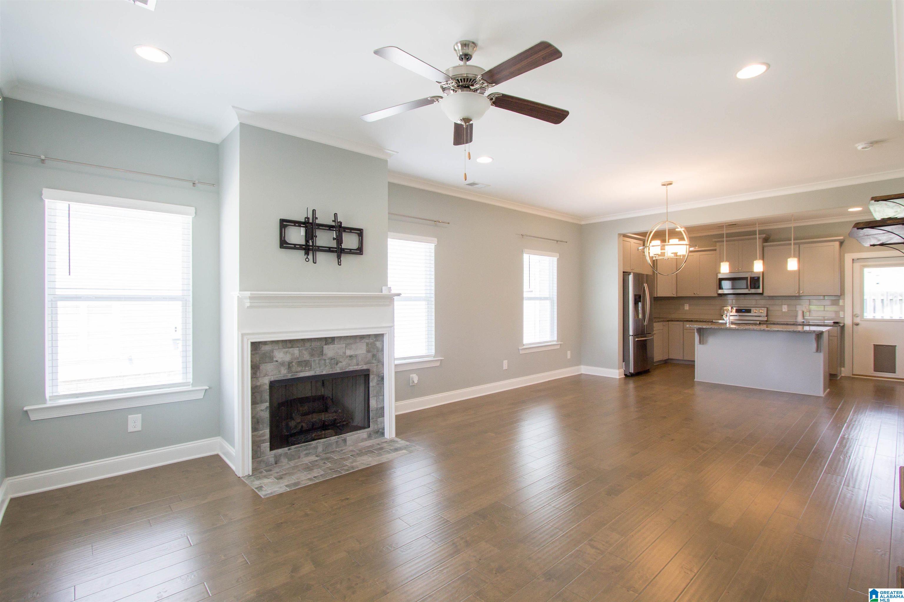 1018 Camellia Ridge Drive Pelham, AL 35124 - Photo 7 of 40
