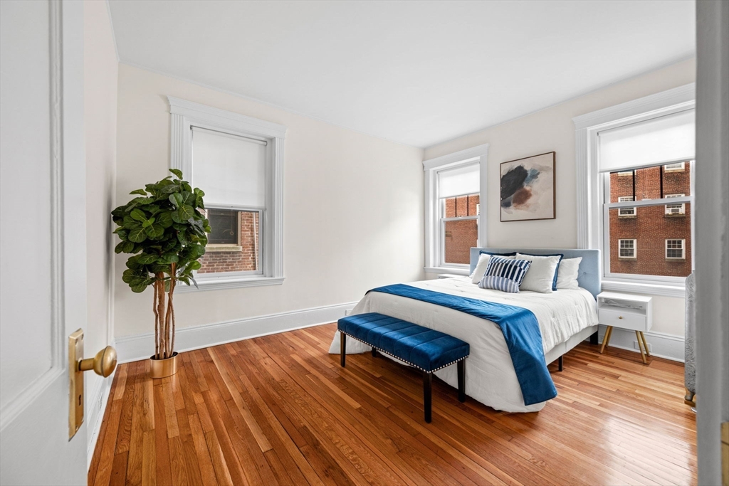 32 Kilsyth Road, Unit 1 Brookline, MA 02445 - Photo 25 of 37 Gallery Image 25