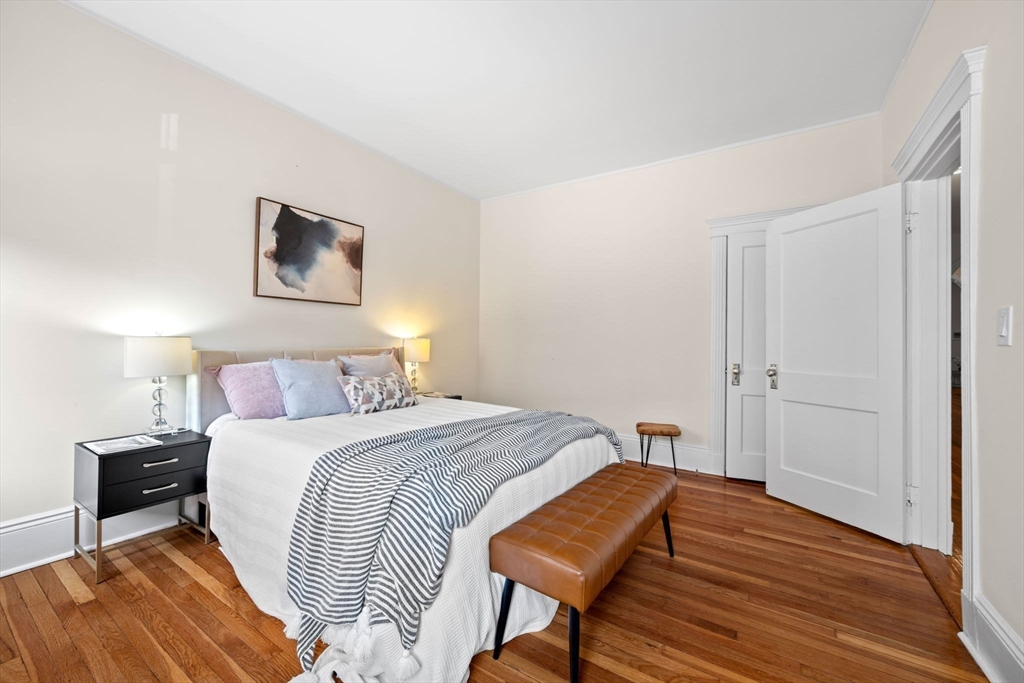 32 Kilsyth Road, Unit 1 Brookline, MA 02445 - Photo 29 of 37 Gallery Image 29