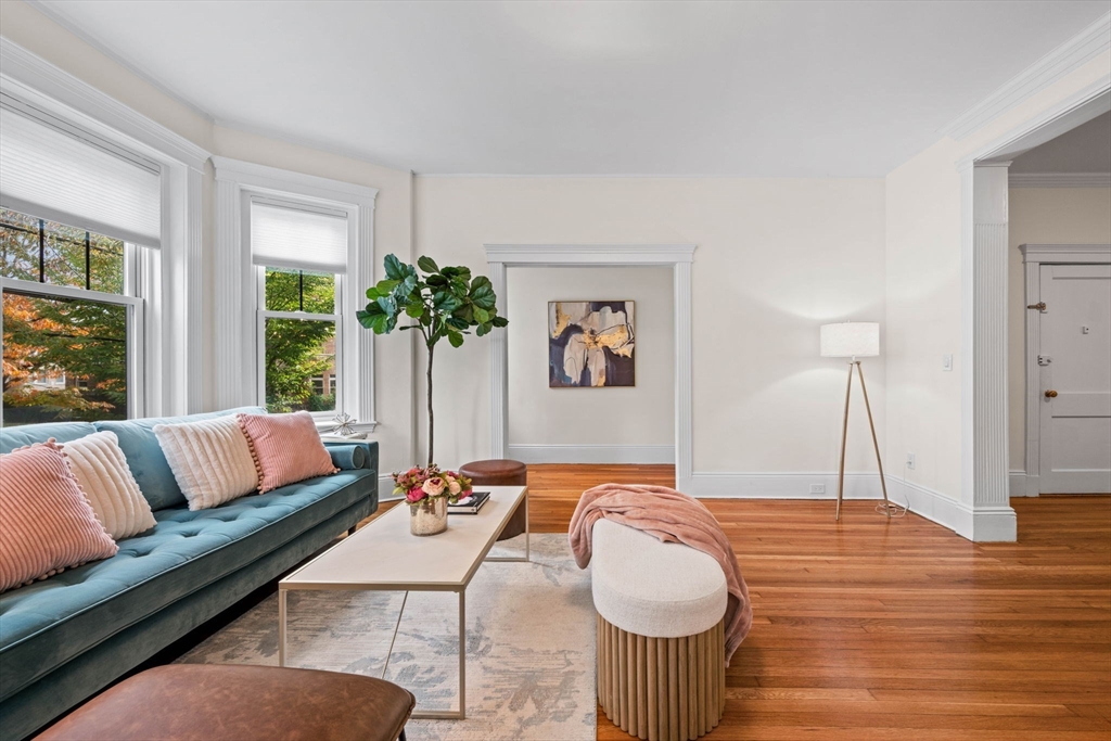 32 Kilsyth Road, Unit 1 Brookline, MA 02445 - Photo 4 of 37 Gallery Image 4