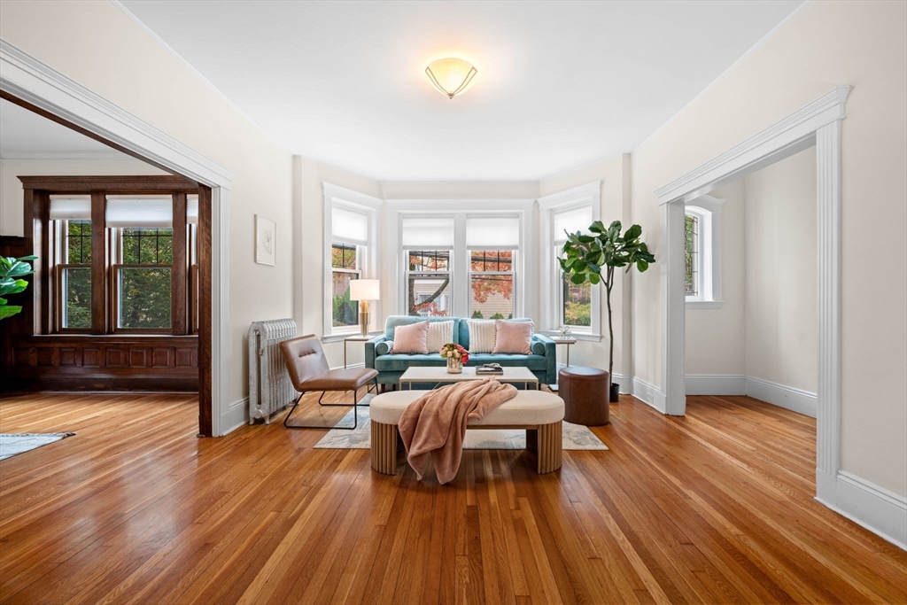 32 Kilsyth Road, Unit 1 Brookline, MA 02445 - Photo 6 of 37 Gallery Image 6