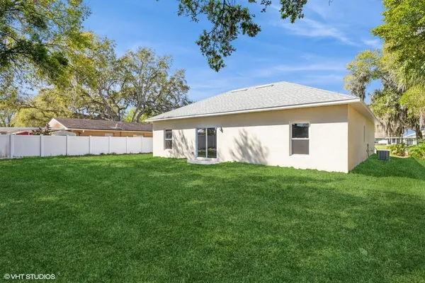 $2,295 | 613 Dakota Avenue, St. Cloud, FL 34769