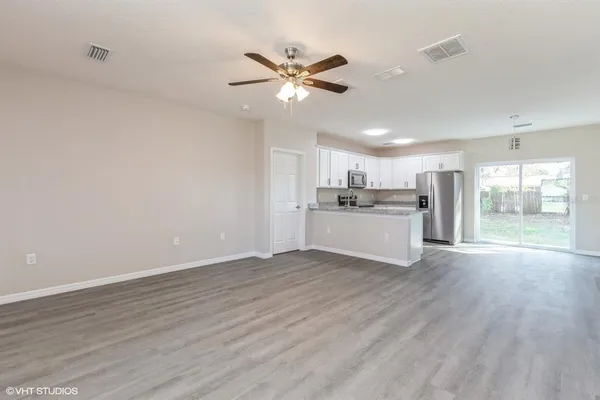 $2,295 | 613 Dakota Avenue, St. Cloud, FL 34769