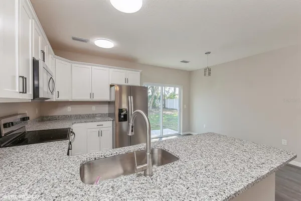 $2,295 | 613 Dakota Avenue, St. Cloud, FL 34769