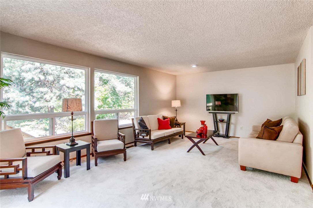 1529 240th Place Southwest Bothell, WA 98021 - Photo 11 of 24