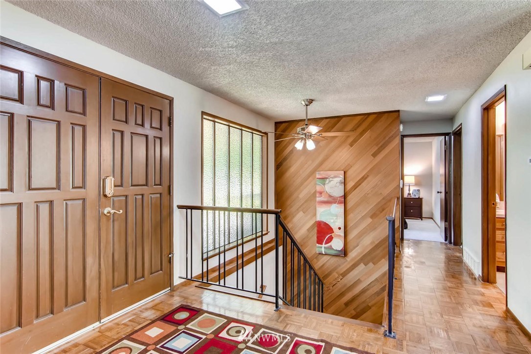 1529 240th Place Southwest Bothell, WA 98021 - Photo 5 of 24