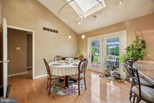 $795,000 | 21 Roy Lane, Huntingdon Valley, PA 19006