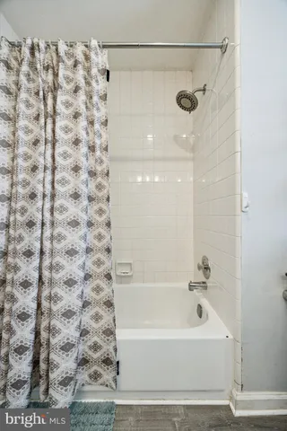 $795,000 | 21 Roy Lane, Huntingdon Valley, PA 19006