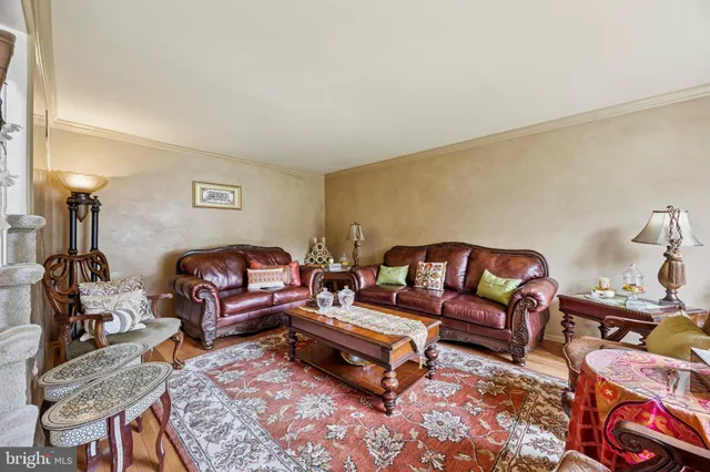 $795,000 | 21 Roy Lane, Huntingdon Valley, PA 19006