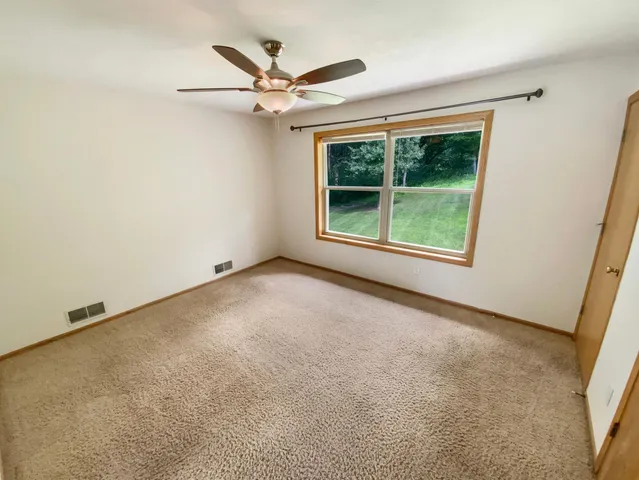 $421,000 | 3017 Rainier Court, Burnsville, MN 55337