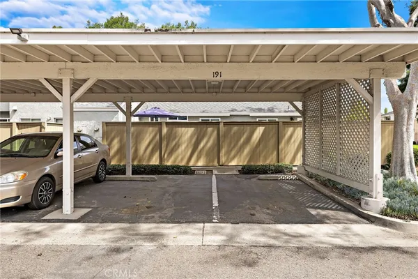 $1,029,000 | 191 Rockwood, Unit 62, Irvine, CA 92614