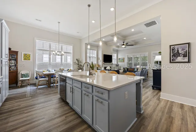 $974,500 | 139 Hampton Lake Crossing, Bluffton, SC 29910