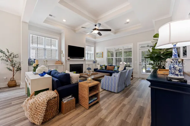 $974,500 | 139 Hampton Lake Crossing, Bluffton, SC 29910