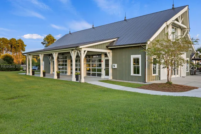 $974,500 | 139 Hampton Lake Crossing, Bluffton, SC 29910