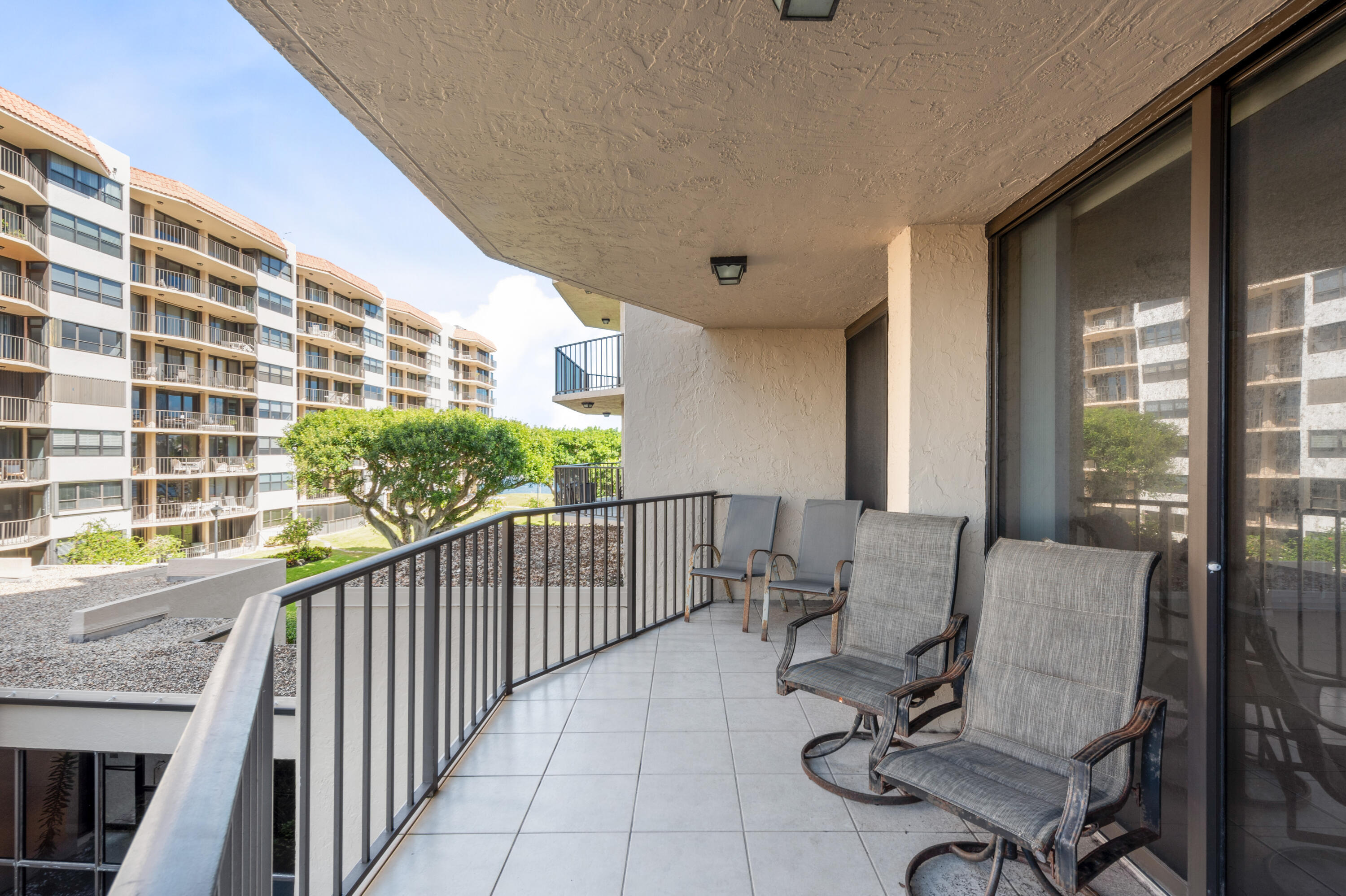 859 Jeffery Street, Unit 312 Boca Raton, FL 33487 - Photo 14 of 53 DSC_2458